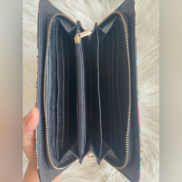 ✨ unbranded 90s/00 vogue magazine cover wallet ✨ - Picture 5 of 9